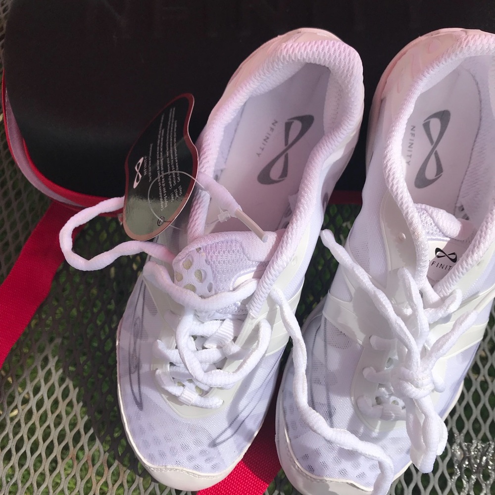 BRAND NEW NFINITY VENGEANCE CHEER SHOES - Size 6